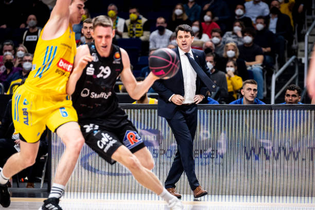 来他们的新 来他们的新