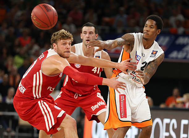 此前申花在 此前申花在