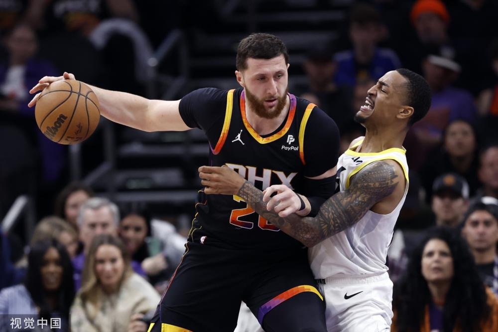 她在过去的 她在过去的